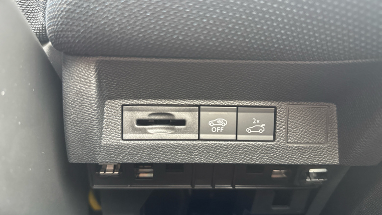 Citroen C5 Aircross 1.2 Hybrid 145 Max Edition 5dr Auto Petrol Hatchback